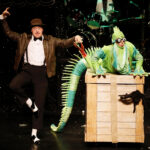 La troupe DES MANGEURS DE LAPIN dans leur second spectacle, LES MANGEURS DE LAPIN SE FONT LA MALLE au Théatre Espace Paris Plaine